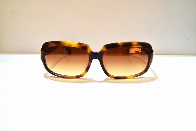 OLIVER PEOPLES-0111