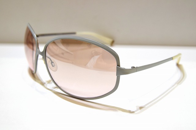 OLIVER PEOPLES-0113
