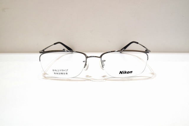 Nikon-021