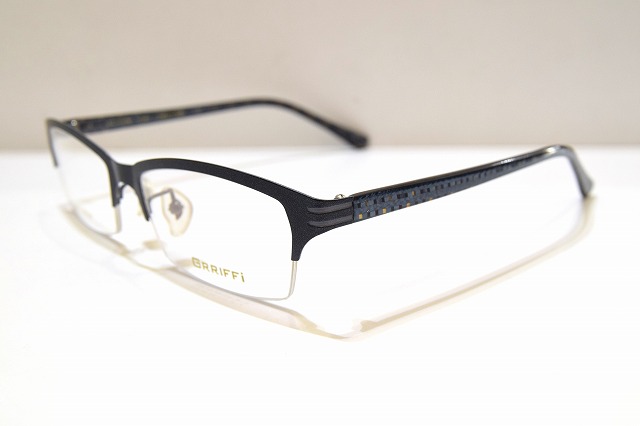GRRIFFi-028