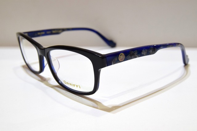 GRRIFFi-029