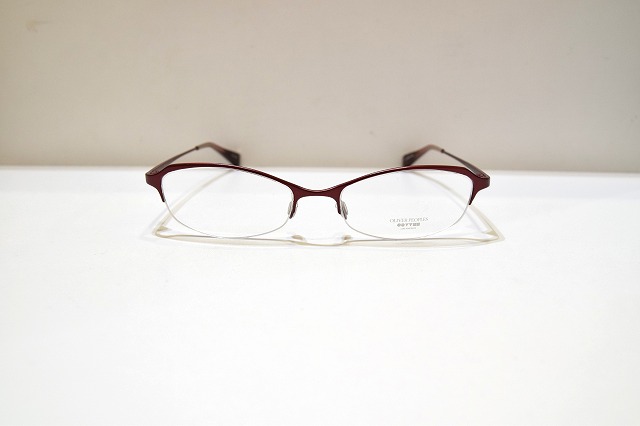 OLIVER PEOPLES-0124