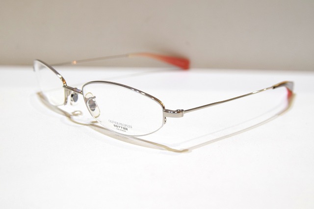 OLIVER PEOPLES-0123