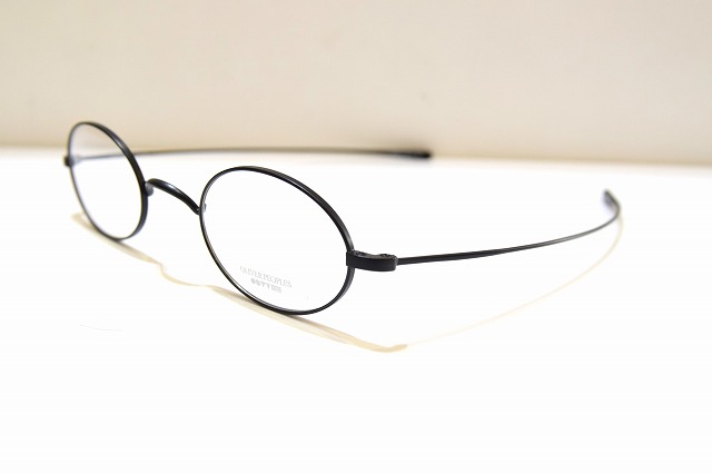 OLIVER PEOPLES-0121