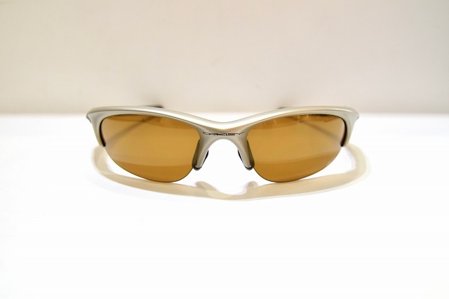 OAKLEY-016