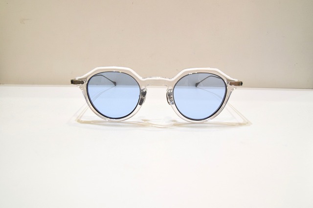 Leowl in eye-024