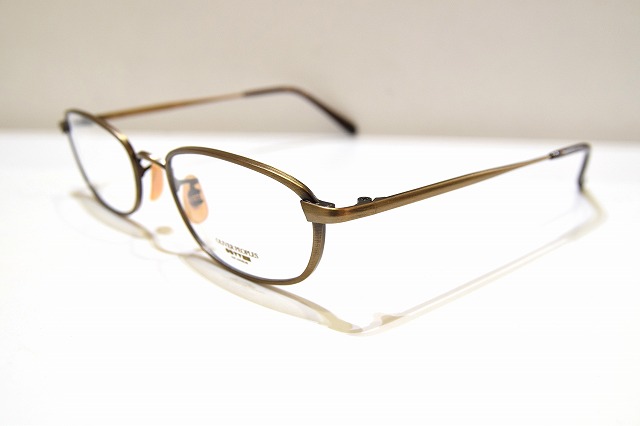 OLIVER PEOPLES-0137