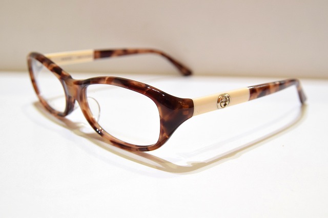 GUCCI-068