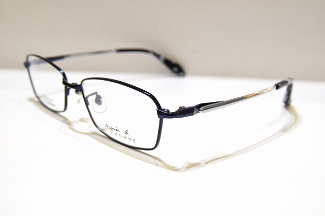 Agnes b-0118