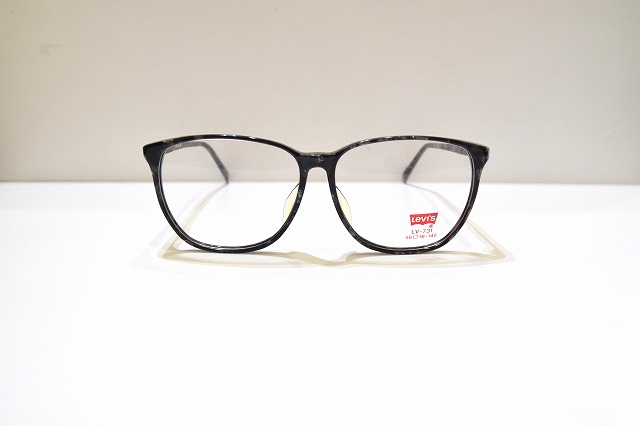 Levis-6