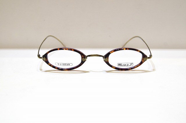 mona-J-022