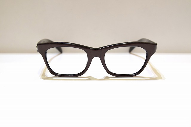 VINTAGE-059