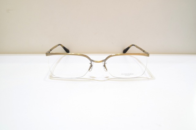 OLIVER PEOPLES-0159