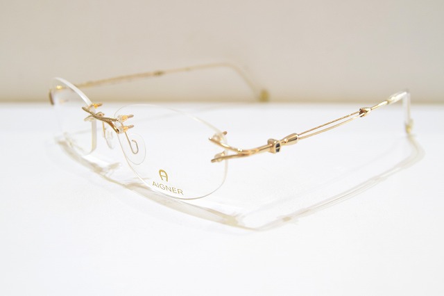 AIGNER-010