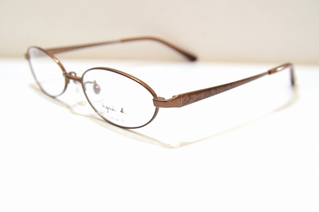 Agnes b-0140