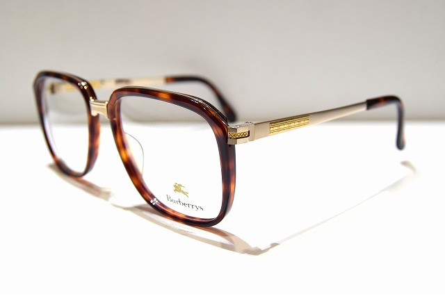 BURBERRY-052