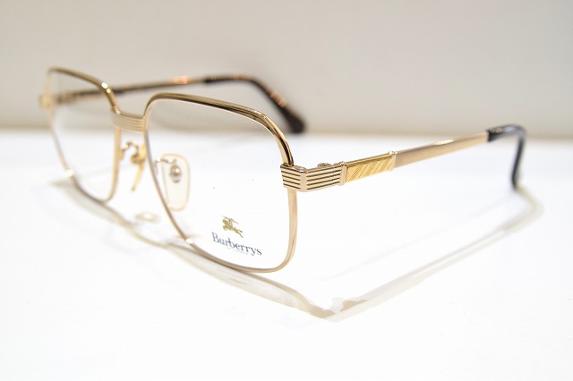 BURBERRY-053