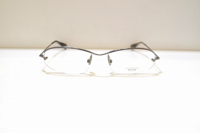 OLIVER PEOPLES-0166