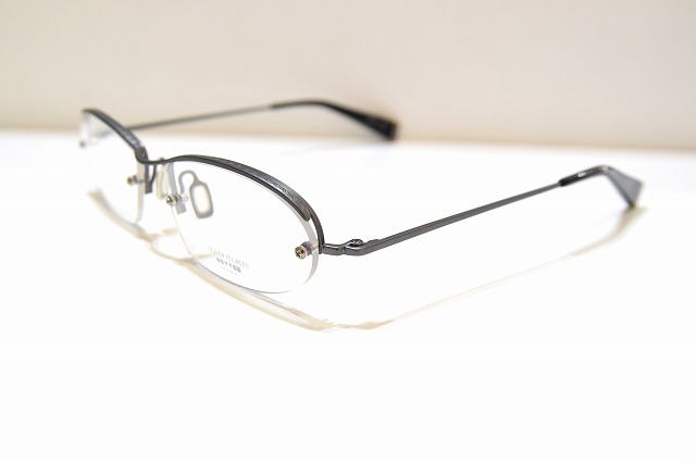 OLIVER PEOPLES-0167