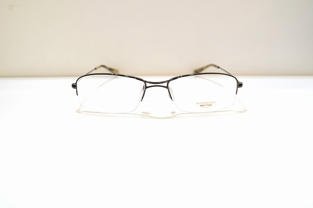 OLIVER PEOPLES-0165