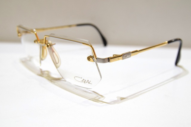 CAZAL-0225