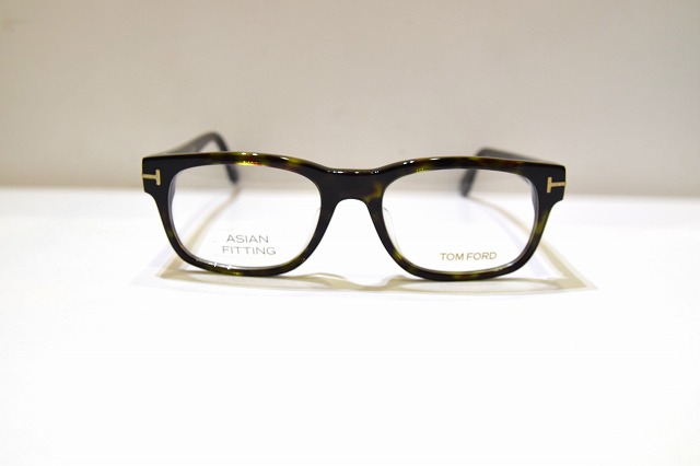 TOM FORD-9