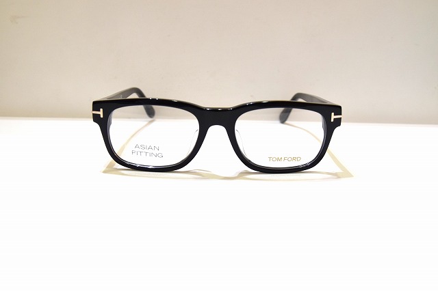 TOM FORD-010