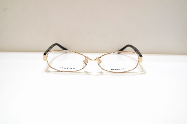 BURBERRY-056