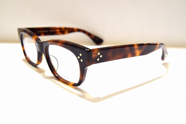 OLIVER PEOPLES-0183
