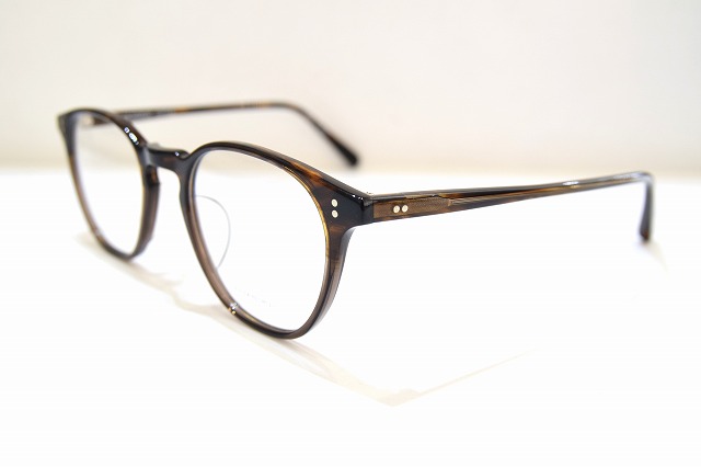 OLIVER PEOPLES-0187