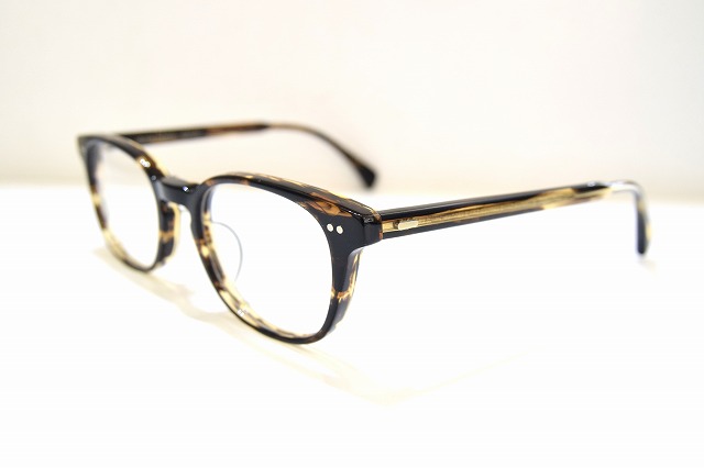 OLIVER PEOPLES-0188