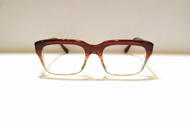 VINTAGE-063