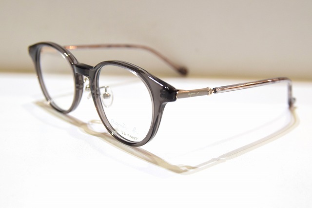 Agnes b-0176